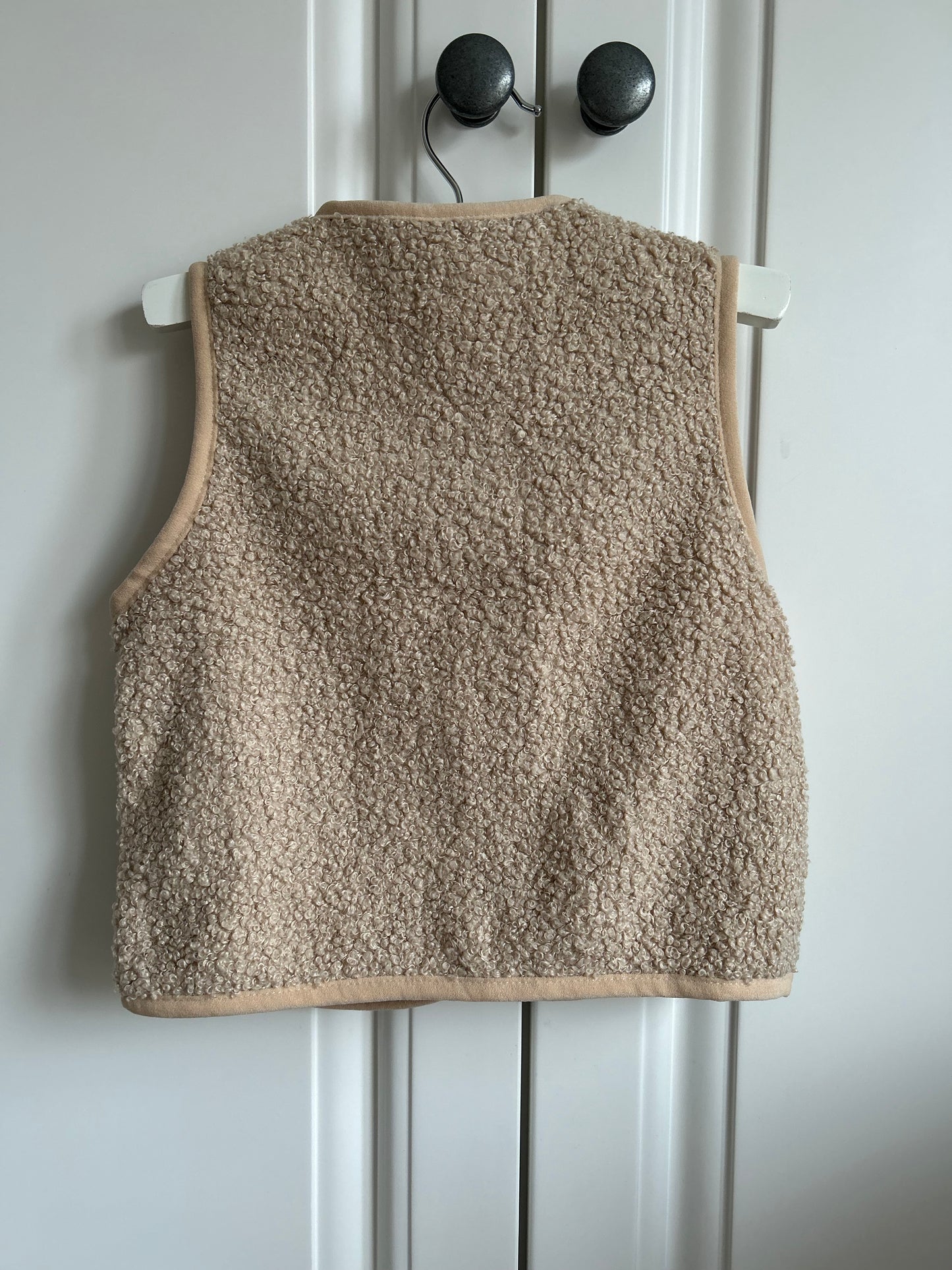 Teddy gilet met naam